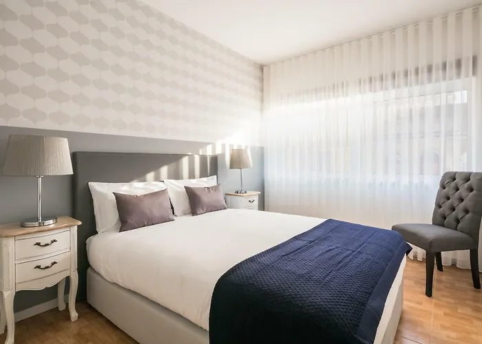 Three-Bedroom Deluxe Apartment Terrace
